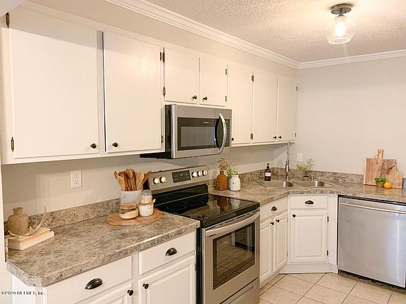 5th image of 8370 Cypress St