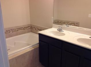 213 Woodstream Cir, Stafford, VA 22556