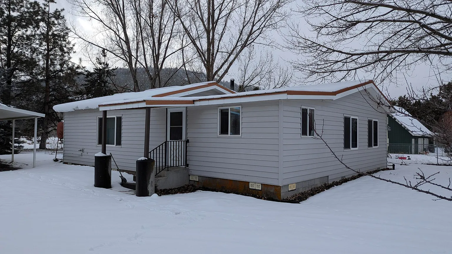14008 Ravenwood Dr photo 1