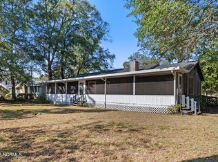 529 Shoreline Dr E, Sunset Beach, NC 28468