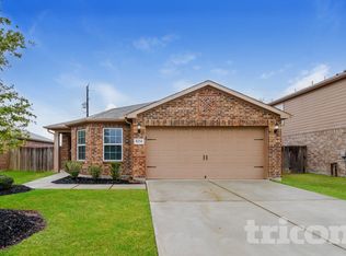624 Totem Trail Dr, La Marque, TX 77568