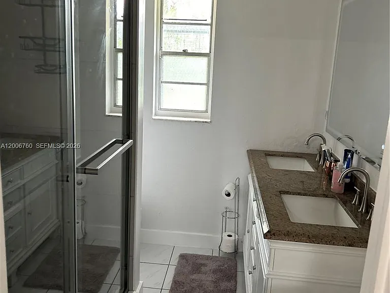 11781 NW 14th St — Photo 12