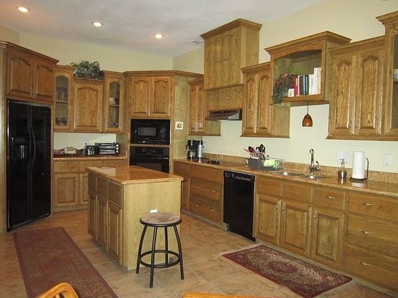 3rd image of 4600 Ben Hogan Ave