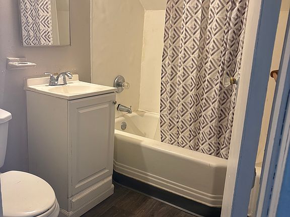 2nd image of 81 Kingston Pl