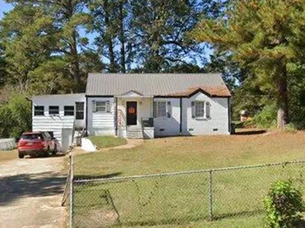 200 Overbrook Dr, Lagrange, GA 30240