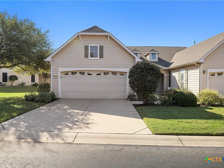 Portsmouth Dr — Photo 1