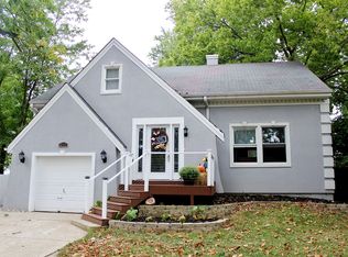 8110 Camargo Rd, Cincinnati, OH 45243