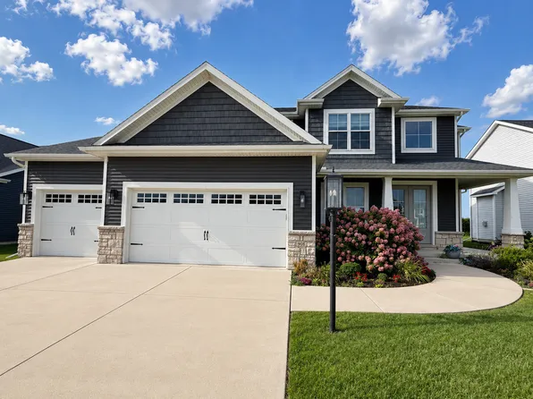 908 Declaration Dr, Savoy, IL 61874