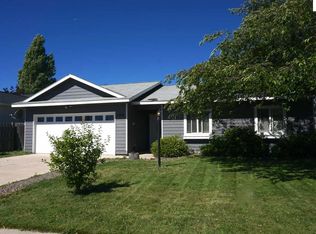 1305 Kinnikinnik Ave, Sandpoint, ID 83864