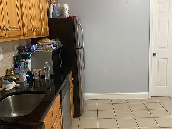 4th image of 2128 S 5th St Floor 3