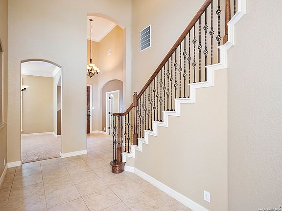 3rd image of 23706 CIBOLO COVE