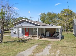 598 2nd St, Healdton, OK 73438