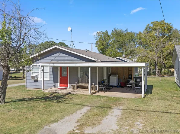 598 2nd St, Healdton, OK 73438