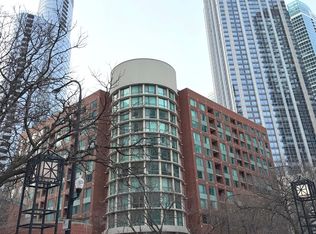 480 N McClurg Ct APT 520, Chicago, IL 60611