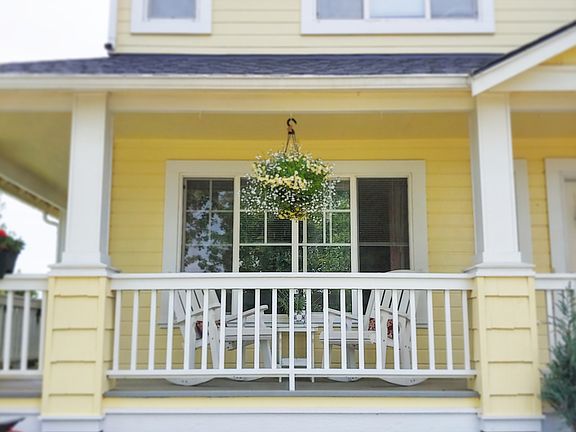 2nd image of 6158 Lincoln Dr