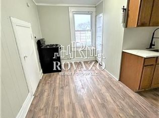 164 S 10th St, Newark, NJ 07107