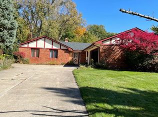 5215 Park Side Trl, Solon, OH 44139