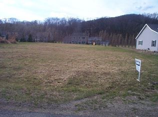 15 Pine Grove Blvd, Russell, PA 16345