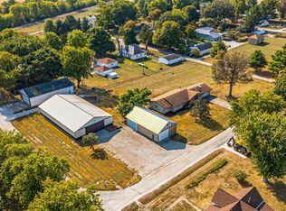 1021 Crosby St, Cornland, IL 62519