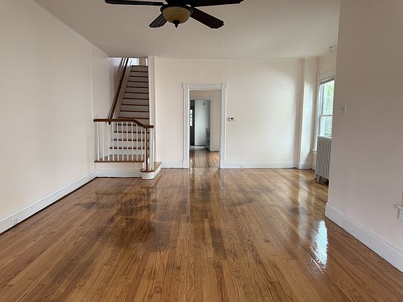 3rd image of 606 Park Ave #606
