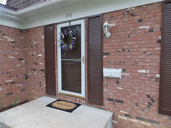 3rd image of 850 Smokerise Dr