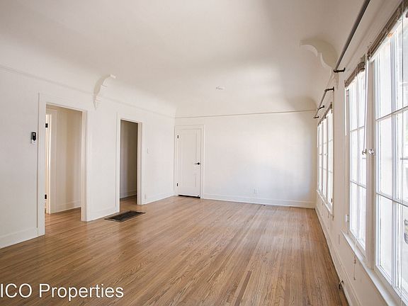3rd image of 8736 Charleville Blvd #8736