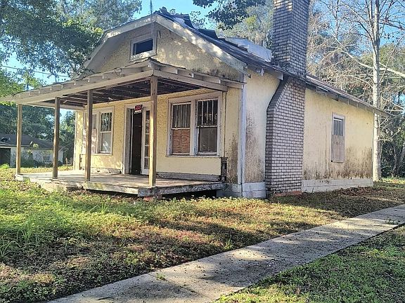 2nd image of 140 SW CITRUS Avenue