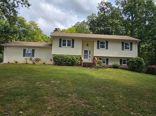 9157 Old Culpeper Rd, Warrenton, VA 20186