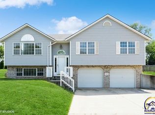 4001 NW Cherry Creek Dr, Topeka, KS 66618