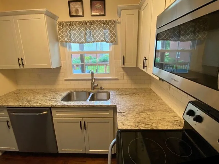8848 Eager Rd — Photo 3