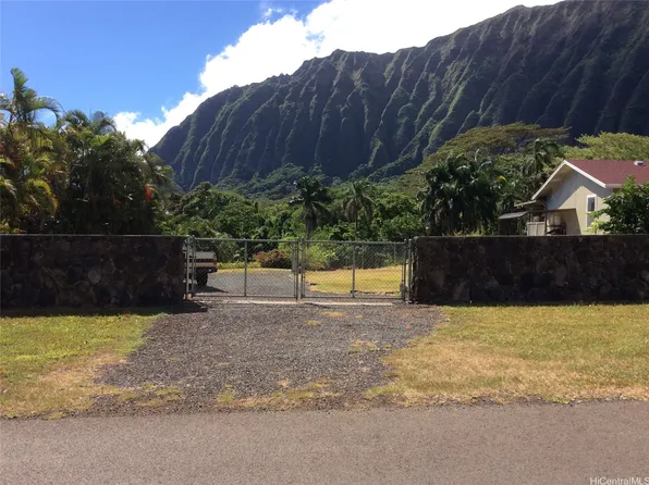 41-964 Kakaina St, Waimanalo, HI 96795