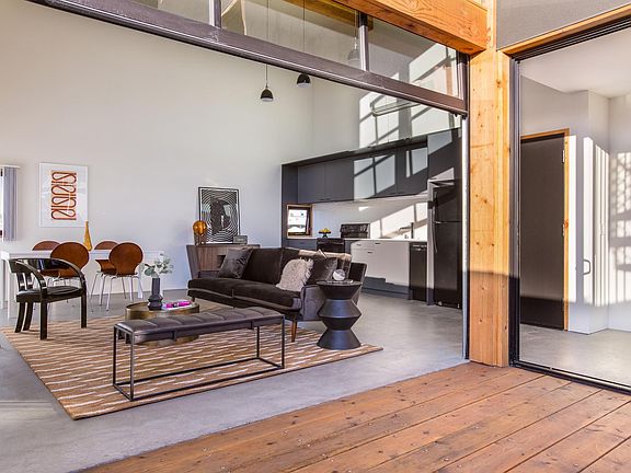 2nd image of 2305 University Ave #201