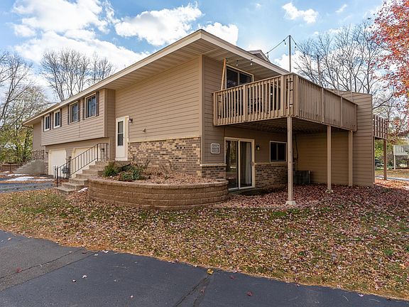 4th image of 11131 Xavier Cir