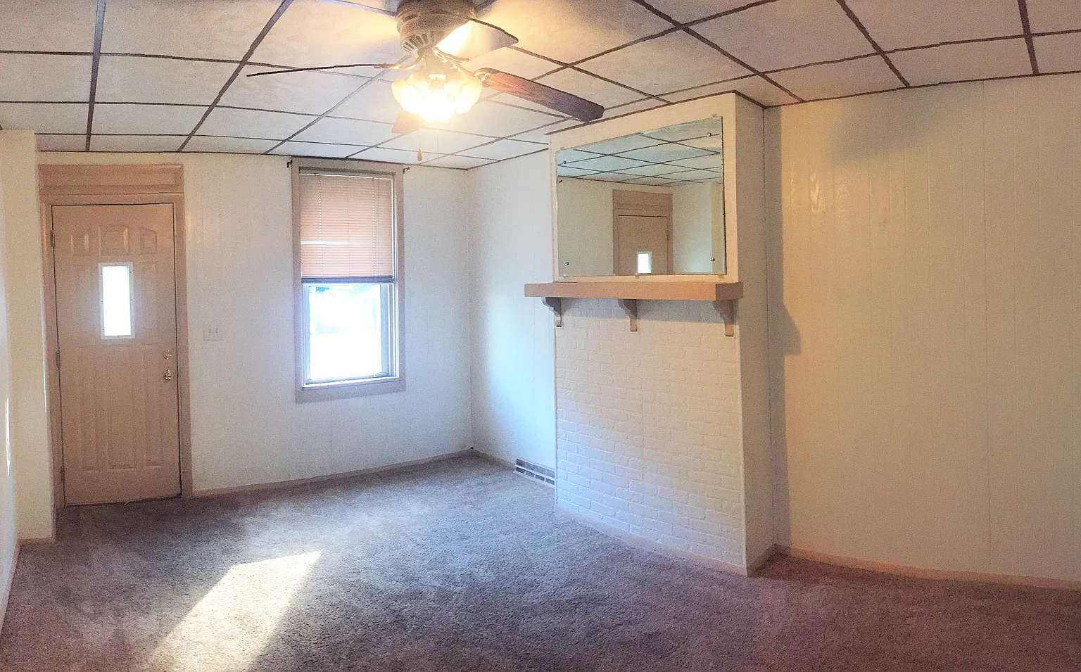813 Evergreen Avenue — Photo 2