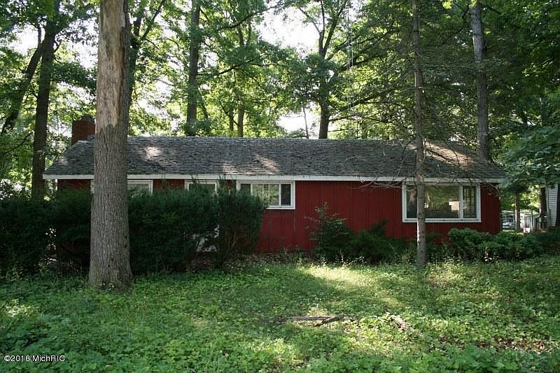 1st image of 2437 Park Dr