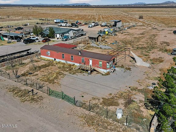 5th image of 110 Cebolla Ln