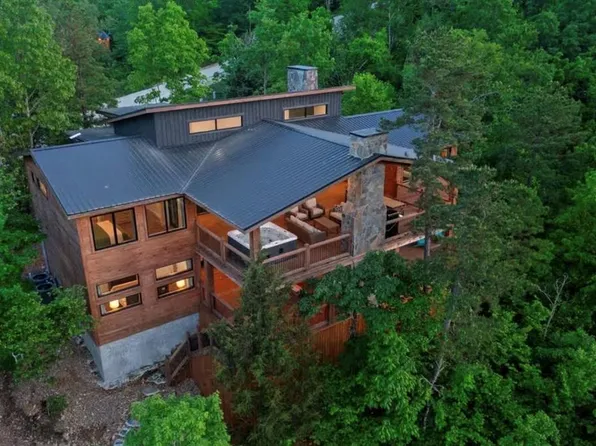 262 Forest Brook Loop, Broken Bow, OK 74728