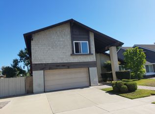 2310 Blueberry Ln, Santa Ana, CA 92706