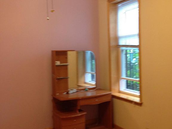 3rd image of 2130 E 15th St