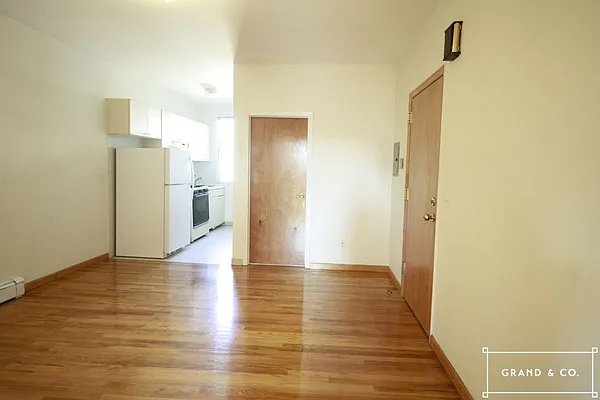 Rented by Grand & Co. | media 1