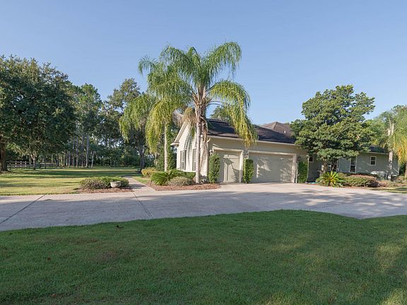 2nd image of 2501 Alicia Acres Ln