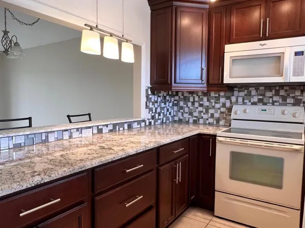 715 Lori Drive #309, Palm Springs, FL 33461