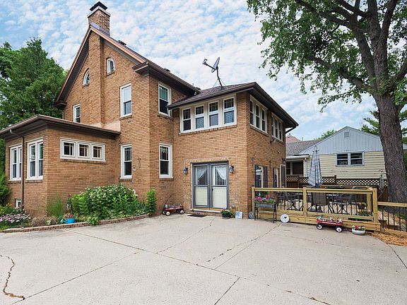 4th image of this home