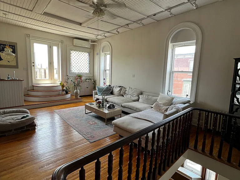 1938 W Girard Ave #3 — Photo 3