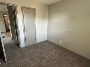 3411 E 26th St #2B-1BA, Des Moines, IA 50317