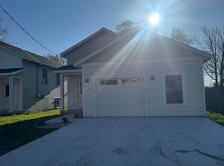 1974 Dowd St, Muskegon, MI 49441