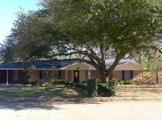 2626 Chelsea Dr, Tyler, TX 75701