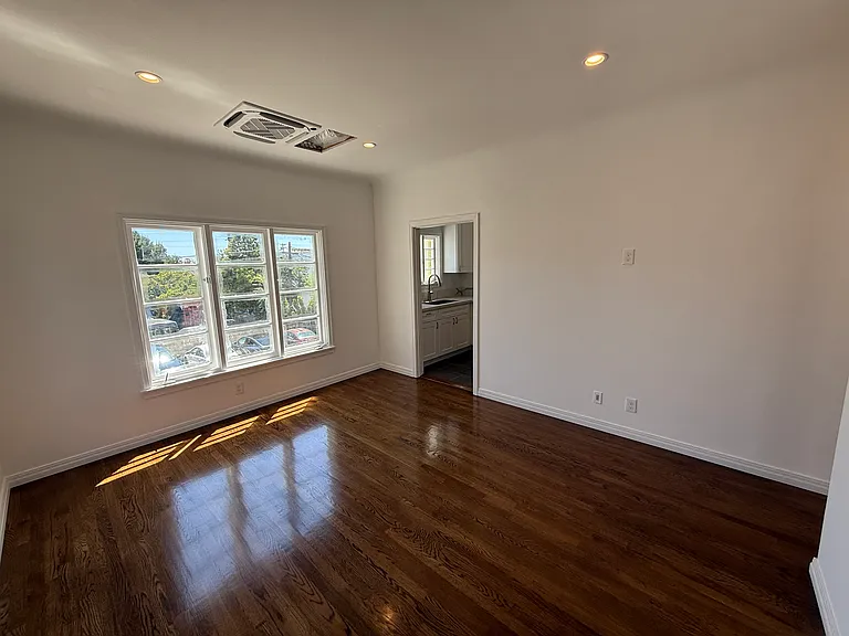 Light and Bright South Facing Living Room