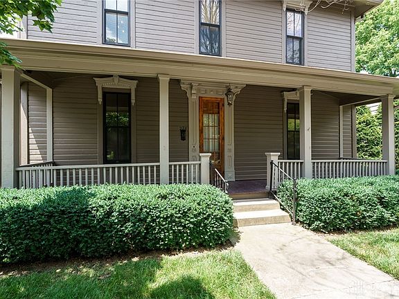 5th image of 238 Grant St
