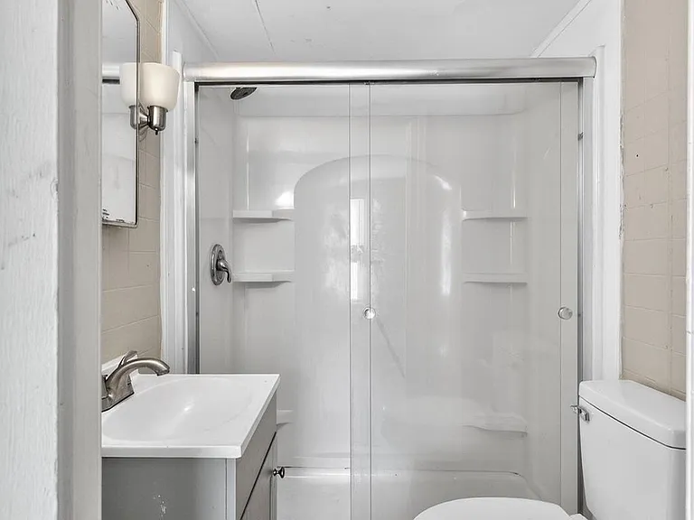 40 S Governors Ave #3 — Photo 13